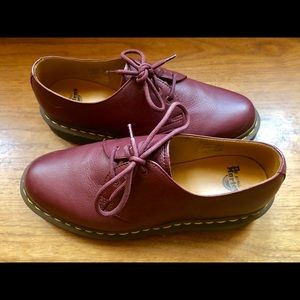 Dr Martens Doc Martens Oxford Size 8 UK 6 Red